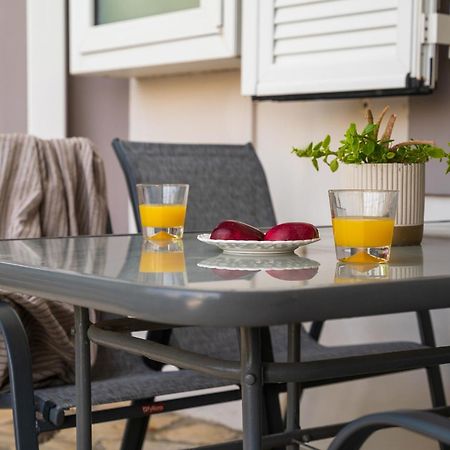Milos Apartment Kalamaki  Eksteriør bilde