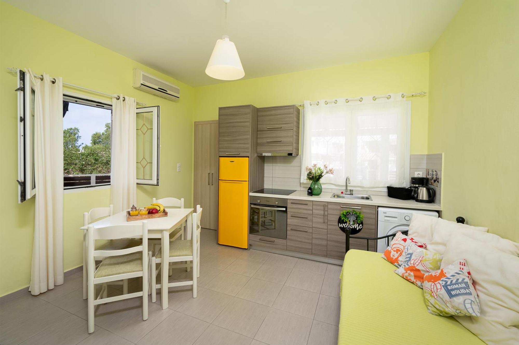 Milos Apartment Kalamaki  Eksteriør bilde