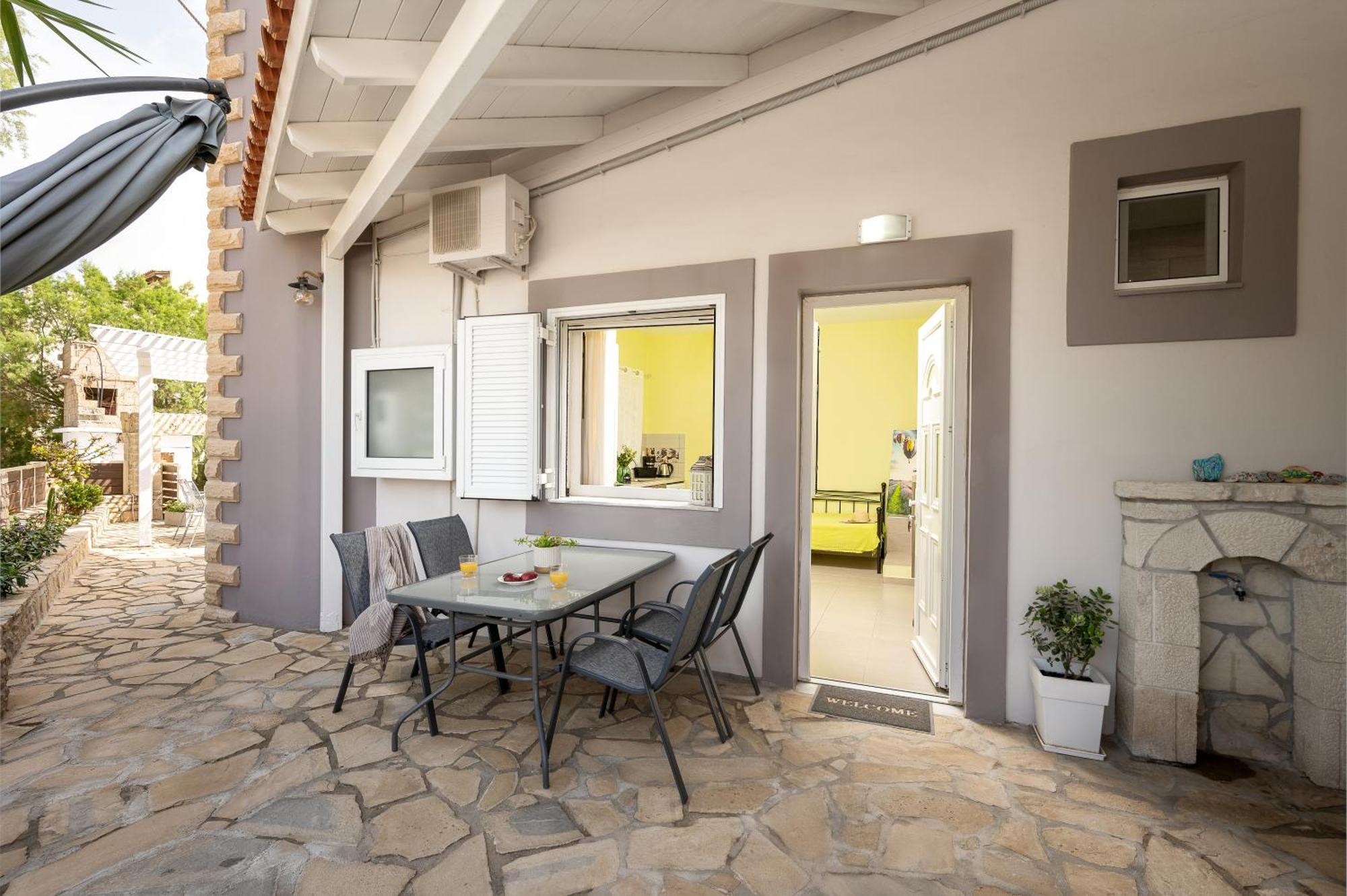 Milos Apartment Kalamaki  Eksteriør bilde