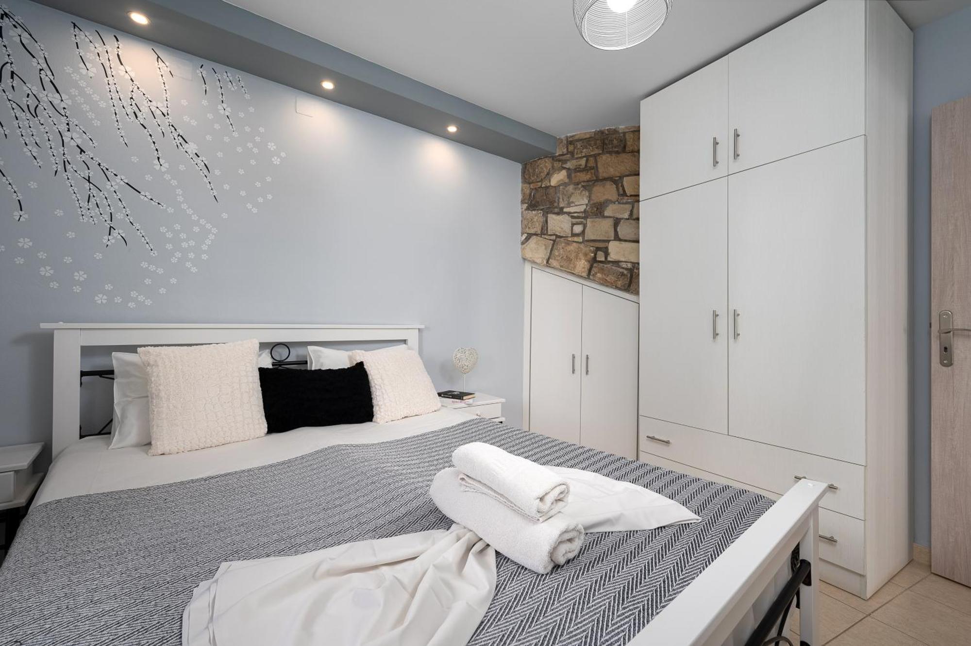 Milos Apartment Kalamaki  Eksteriør bilde